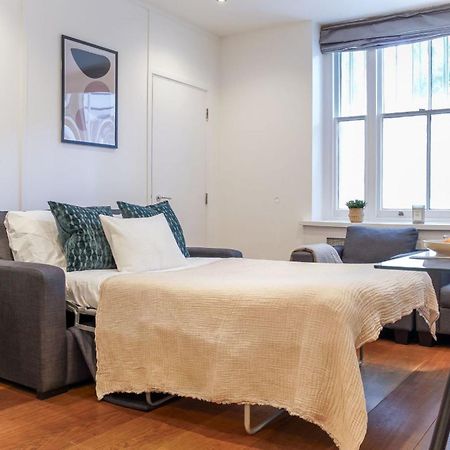 Notting Hill & Hyde Park - 2Br - Cityapartmentstay Londýn Exteriér fotografie