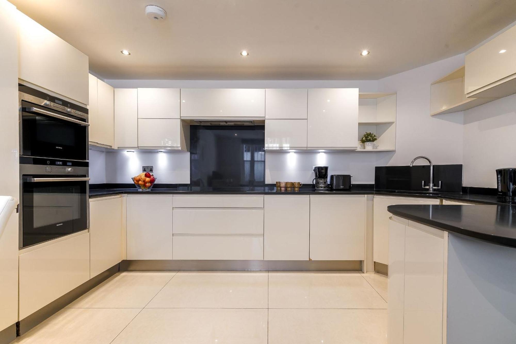 Notting Hill & Hyde Park - 2Br - Cityapartmentstay Londýn Exteriér fotografie